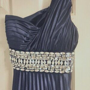 \prom and formal dress New with no tag navy long with sequence